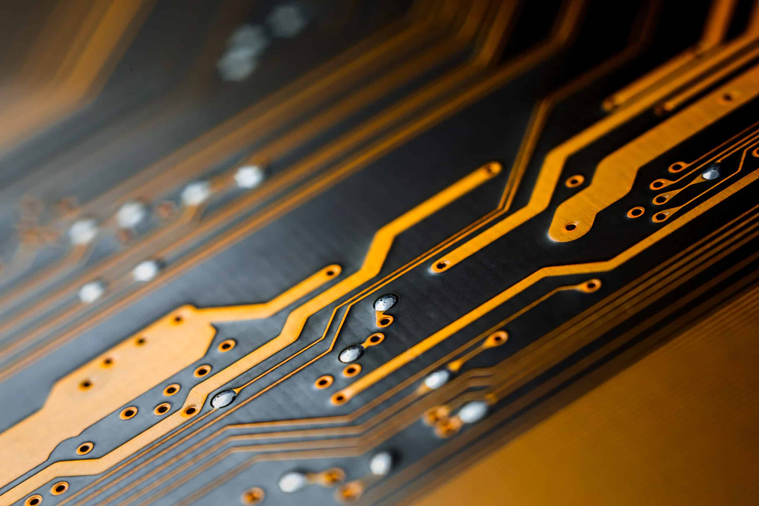 Computer Electricuted Introduction to Electrical Circuits | Julius.live